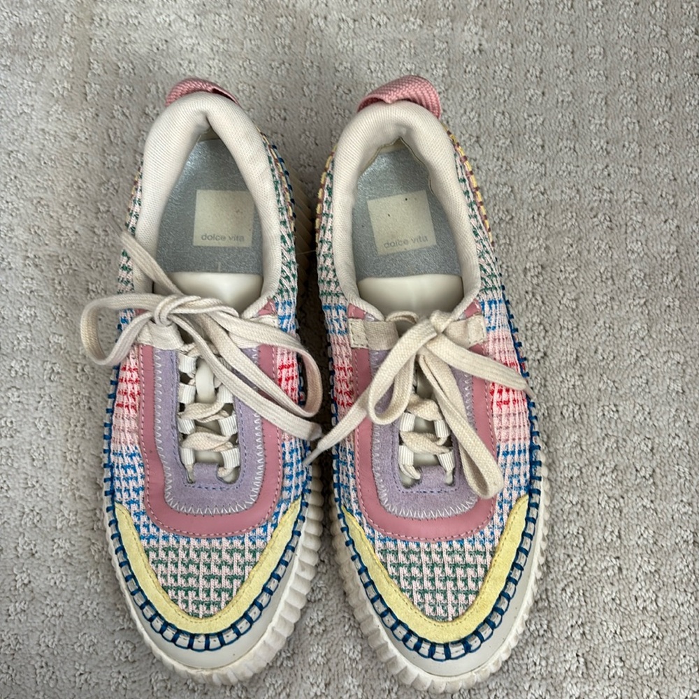 Dolce Vita sneakers